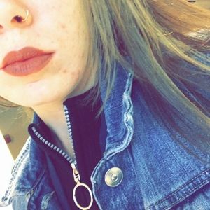 Meet your Posher, Ana